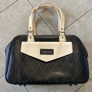 Mary Kay deluxe consult bag